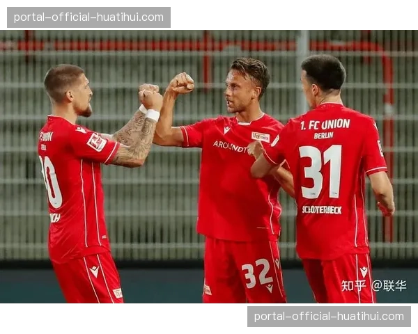 全场比赛结束,埃弗顿1-0小胜诺丁汉森林,全场唯一进球为点球 全场比赛结束,埃弗顿1-0小胜诺丁汉森林,全场唯一进球为点球