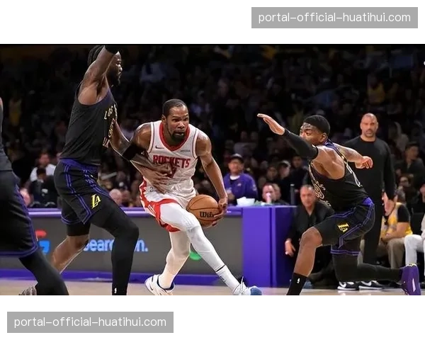 湖人101-94再胜火箭，系列赛2-0领先，肯纳德27分延续高效表现